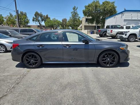 Used 2024 Honda Civic Sport image 2