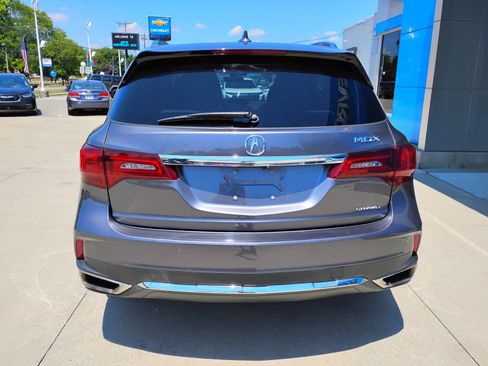 Used 2017 Acura MDX SH-AWD w/ Advance Package image 8
