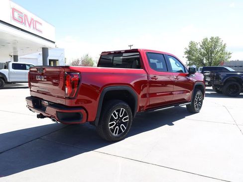 Used 2025 GMC Sierra 1500 AT4 w/ AT4 Premium Package AWD/4WD image 6