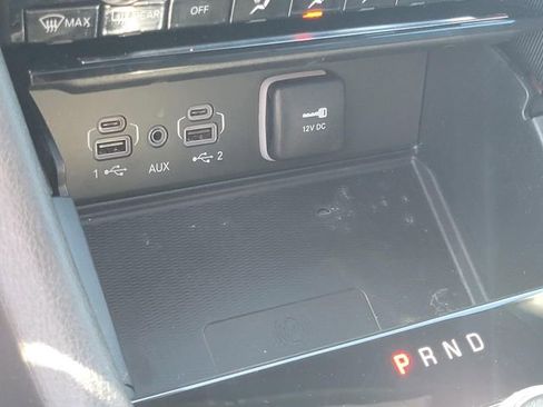 Used 2024 Jeep Grand Cherokee Altitude image 34