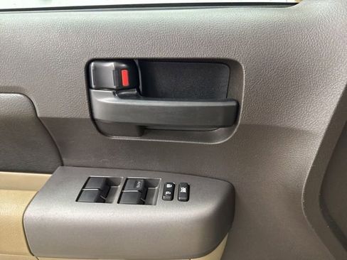 Used 2010 Toyota Tundra Grade image 25