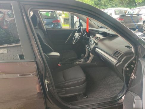 Used 2014 Subaru Forester 2.5i Premium w/ All-Weather Package AWD/4WD image 16