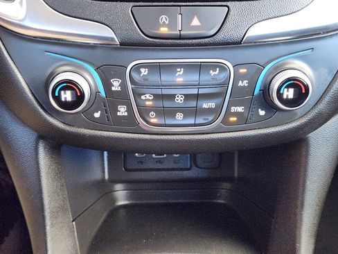 Certified 2024 Chevrolet Equinox LT image 20