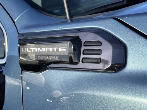 Used 2025 GMC Sierra 3500 Denali Ultimate image 10