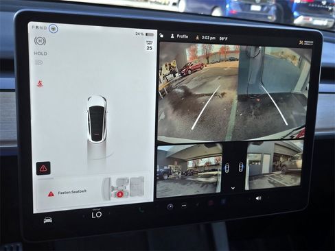 Used 2023 Tesla Model Y Long Range image 18