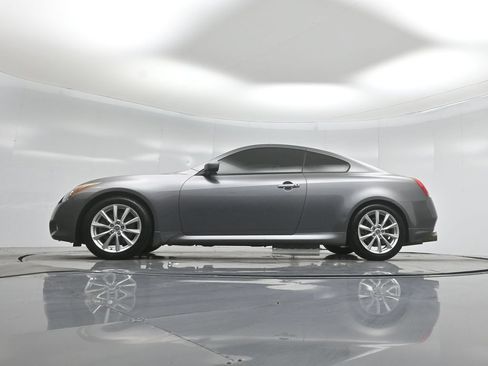 Used 2013 INFINITI G37 Journey w/ Premium Pkg RWD image 44