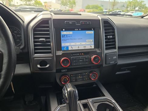 Used 2018 Ford F150 XLT w/ Equipment Group 302A Luxury image 9