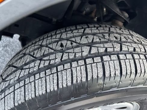 Used 2023 Nissan Frontier S w/ Technology Package image 25