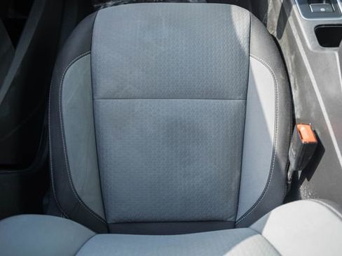 Used 2019 Ford Escape SE image 31