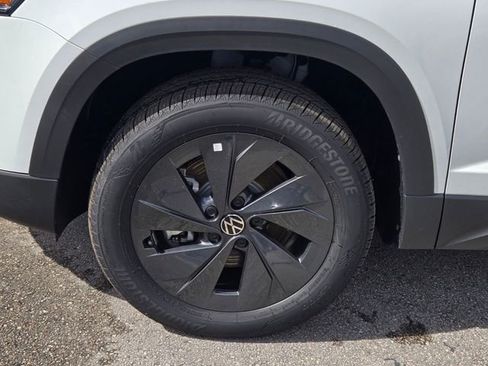 New 2026 Volkswagen Taos S FWD image 10