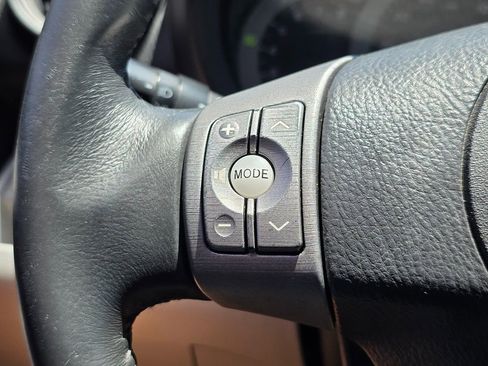 Used 2008 Toyota RAV4 Limited AWD/4WD image 30