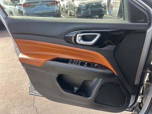 Used 2024 Jeep Compass Limited image 26