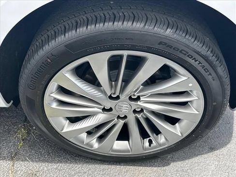 New 2026 Buick Envision Avenir AWD/4WD image 17
