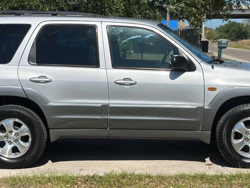 Used 2001 MAZDA Tribute ES image 6
