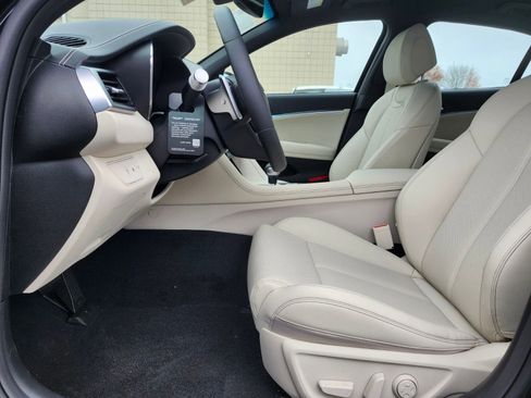 New 2026 Genesis G70 2.5T AWD/4WD image 18