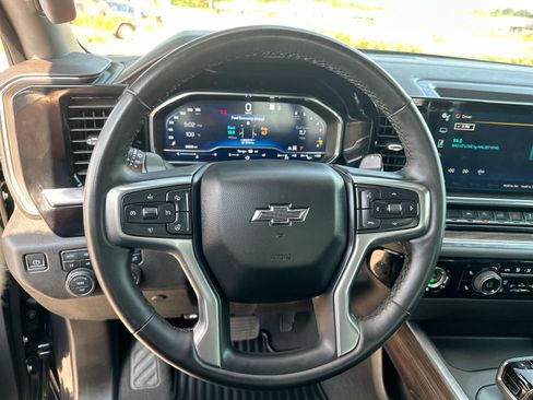 Certified 2023 Chevrolet Silverado 1500 RST w/ Z71 Off-Road Package image 14