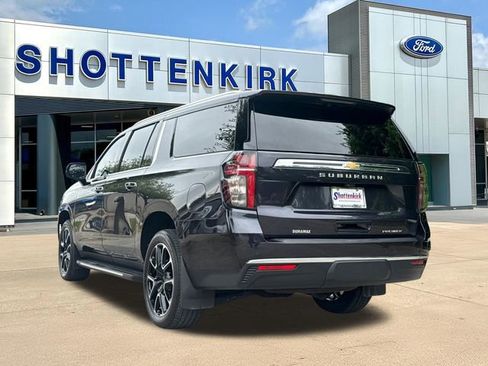 Used 2024 Chevrolet Suburban Premier w/ Advanced Technology Package image 6