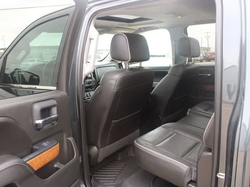 Used 2018 Chevrolet Silverado 1500 High Country AWD/4WD image 15