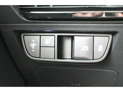 New 2025 Kia EV6 Light w/ Light LR Technology Package image 23