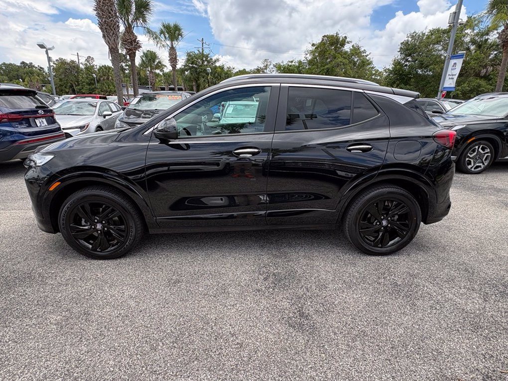Used 2024 Buick Encore GX Sport Touring AWD/4WD image 7