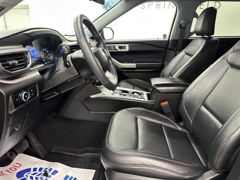 Used 2023 Ford Explorer XLT w/ Equipment Group 202A image 24