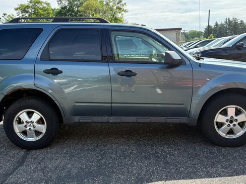 Used 2011 Ford Escape XLT w/ Class II Trailer Tow Pkg AWD/4WD image 11