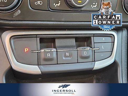 Used 2022 GMC Terrain SLE w/ Driver Convenience Package image 18