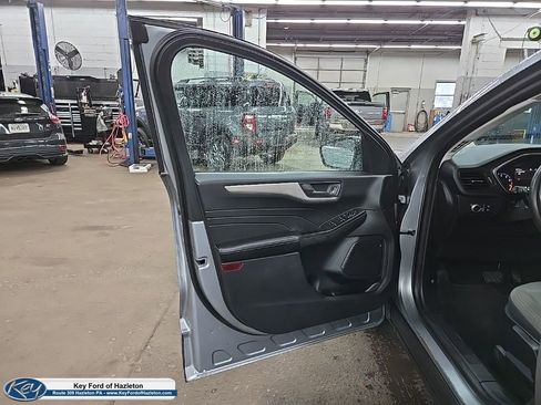 Used 2021 Ford Escape S AWD/4WD image 34
