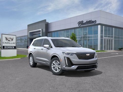 New 2025 Cadillac XT6 Luxury image 2