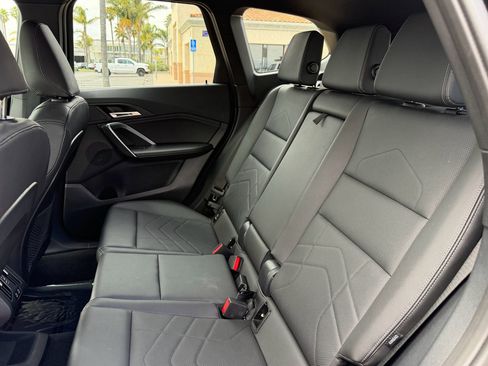 Used 2023 BMW X1 xDrive28i AWD/4WD image 10