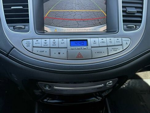 Used 2012 Hyundai Genesis 5.0 R-Spec RWD image 13