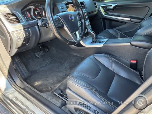 Used 2018 Volvo S60 T5 Dynamic w/ Vision Package image 19