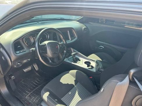 Used 2023 Dodge Challenger R/T RWD image 5