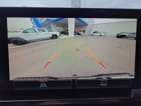 Used 2023 GMC Sierra 1500 SLT image 21