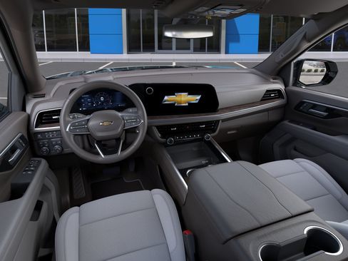 New 2026 Chevrolet Suburban LS AWD/4WD image 45