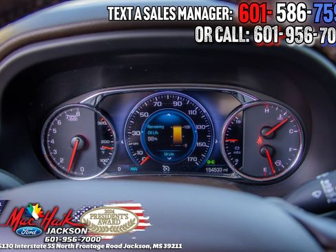 Used 2019 GMC Acadia Denali w/ Technology Package FWD image 16