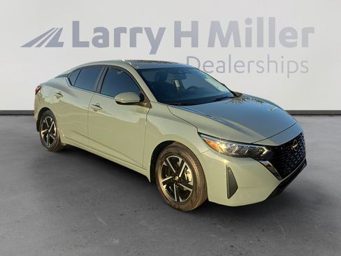 Certified 2025 Nissan Sentra SV w/ All-Weather Package image 7