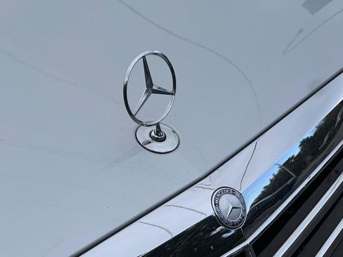 Used 2010 Mercedes-Benz S 550 4MATIC image 26