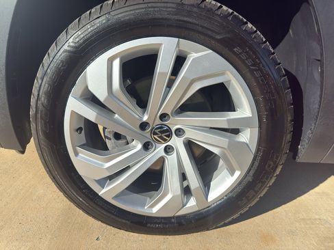 Used 2022 Volkswagen Atlas SE image 18