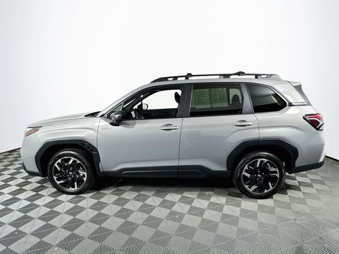 Used 2026 Subaru Forester Premium AWD/4WD image 4