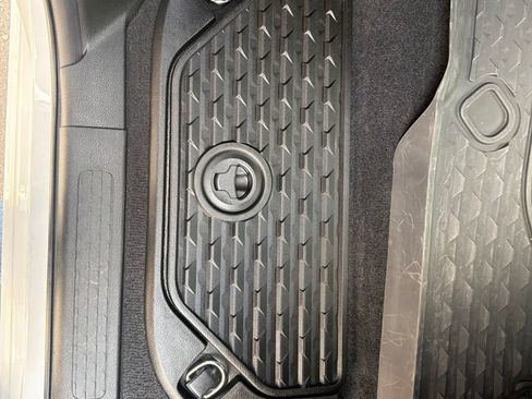 Used 2025 RAM 1500 Big Horn AWD/4WD image 21