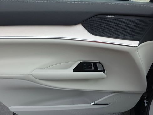 New 2025 Volvo EX90 Ultra w/ Protection Package Premier image 33