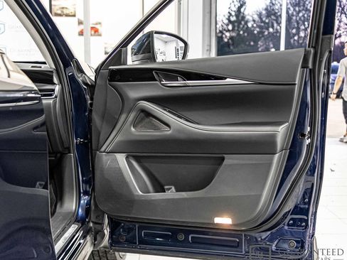 Used 2025 INFINITI QX60 Pure image 41