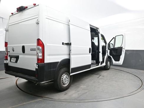 Used 2025 RAM ProMaster 2500 w/ Convenience Group FWD image 45