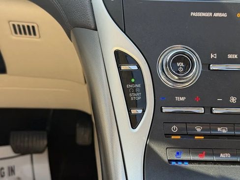 Used 2020 Lincoln Nautilus Reserve w/ Equipment Group 201A image 19