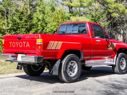 Used 1986 Toyota Pickup 4x4 Regular Cab Turbo image 8