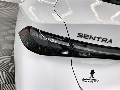 New 2026 Nissan Sentra SV w/ SV Convenience Package FWD image 20