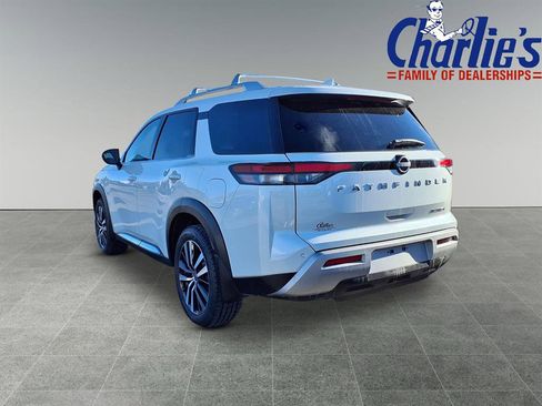 Used 2023 Nissan Pathfinder Platinum w/ Cargo Package image 5