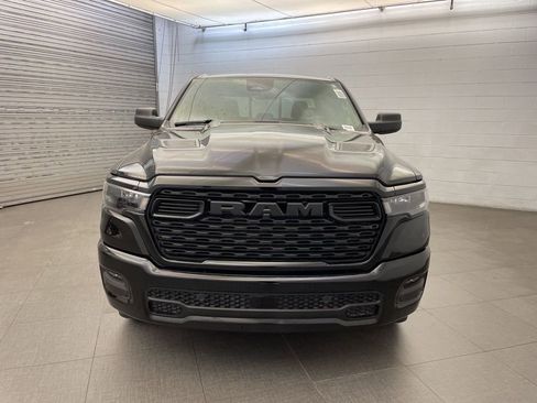 New 2026 RAM 1500 Express AWD/4WD image 6