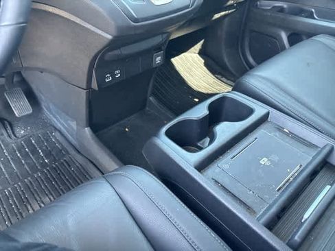 Used 2025 Honda Odyssey EX-L image 16